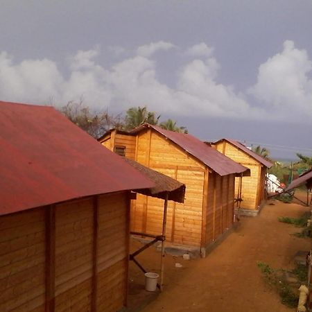 Tivai Beach Cottages Calangute Extérieur photo