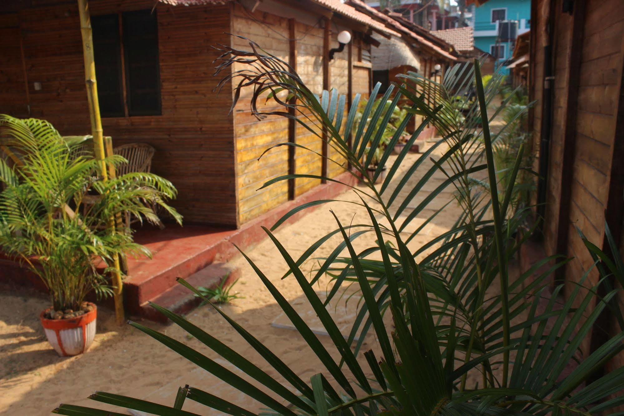 Tivai Beach Cottages Calangute Extérieur photo